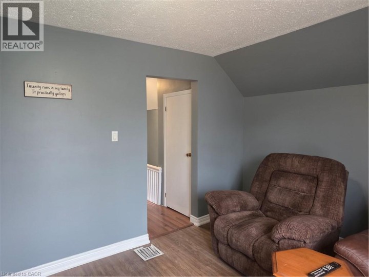Photo 33 at 182 Marlborough Street, East Ward, Brantford