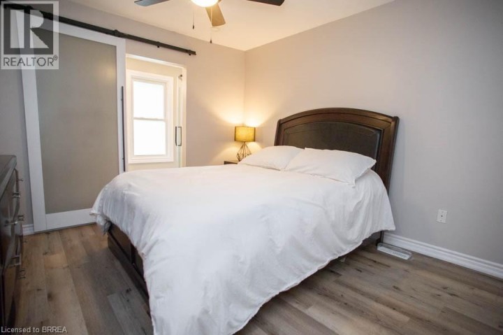 Photo 14 at 331 Brantwood Park Road, Lynden Hills, Brantford