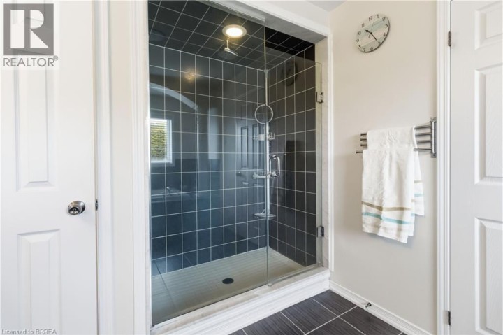 Photo 31 at 14 Turnbull Drive, Empire South, Brantford
