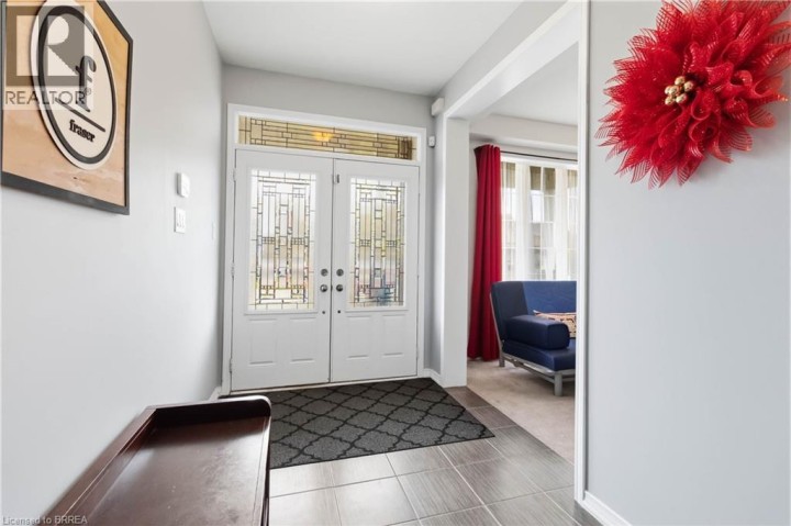 Photo 4 at 14 Turnbull Drive, Empire South, Brantford