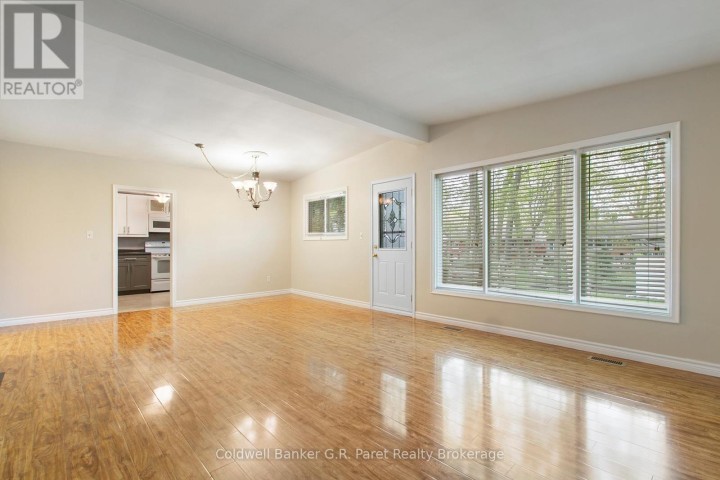 Photo 8 at 105 Queen Street, Tillsonburg