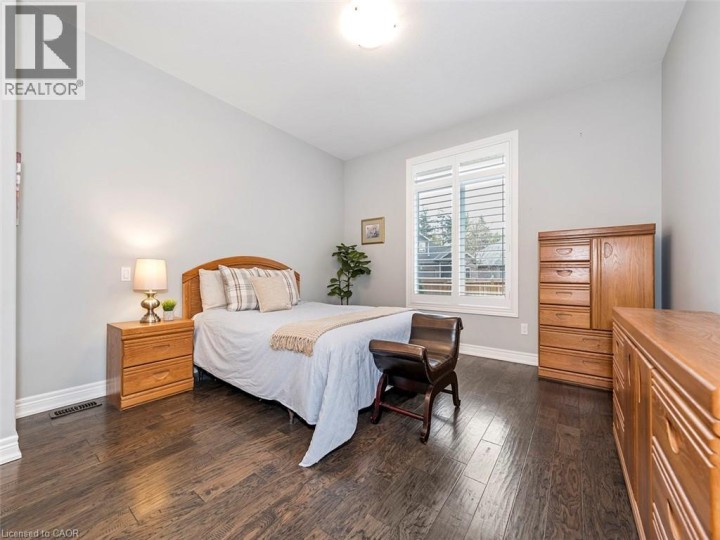 Photo 15 at 18 - 41 Garden Avenue, Mission Estates, Brantford