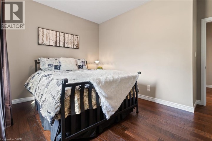 Photo 26 at 21 Farrow Road, Oakhill Dr, Brantford