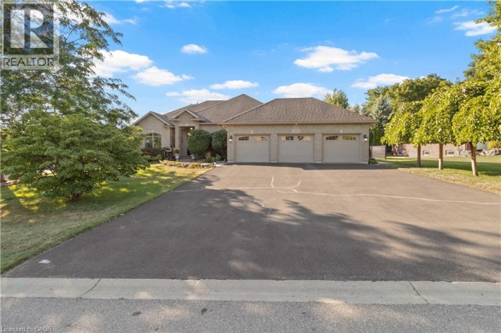 Photo 4 at 21 Farrow Road, Oakhill Dr, Brantford