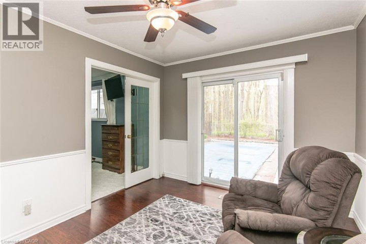 Photo 21 at 34 Blackhorne Crescent, Laurentian Hills / Country Hills W, Kitchener