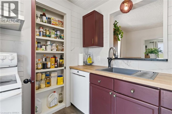 Photo 15 at 7 Ontario Street, Eagle Place West, Brantford