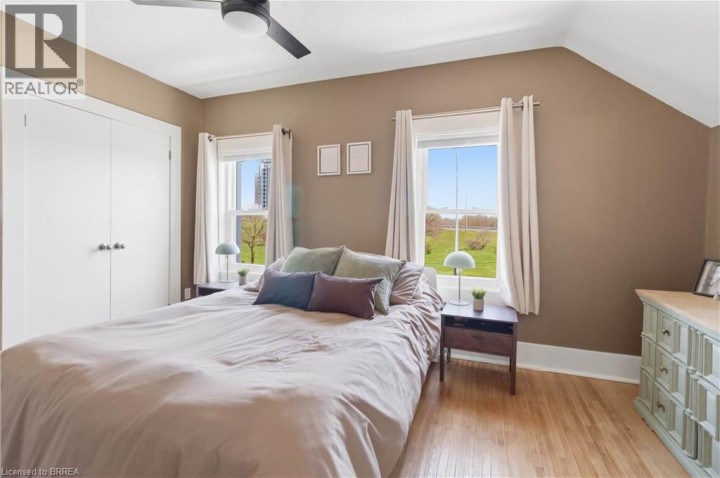 Photo 17 at 7 Ontario Street, Eagle Place West, Brantford
