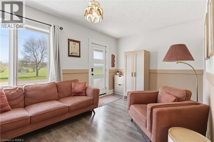 Photo 5 at 7 Ontario Street, Eagle Place West, Brantford