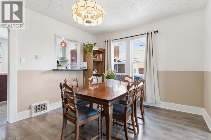 Photo 7 at 7 Ontario Street, Eagle Place West, Brantford