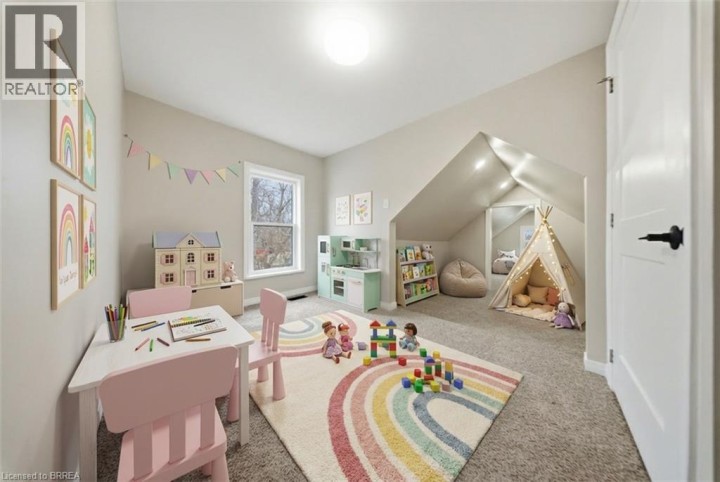 Photo 14 at 17 Able Avenue, Victoria / Arthur, Brantford