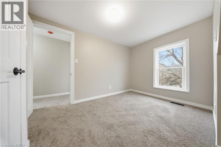 Photo 16 at 17 Able Avenue, Victoria / Arthur, Brantford