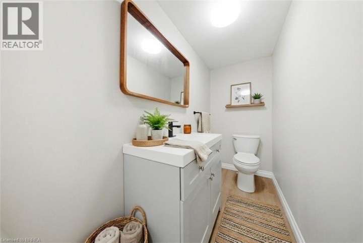 Photo 19 at 17 Able Avenue, Victoria / Arthur, Brantford