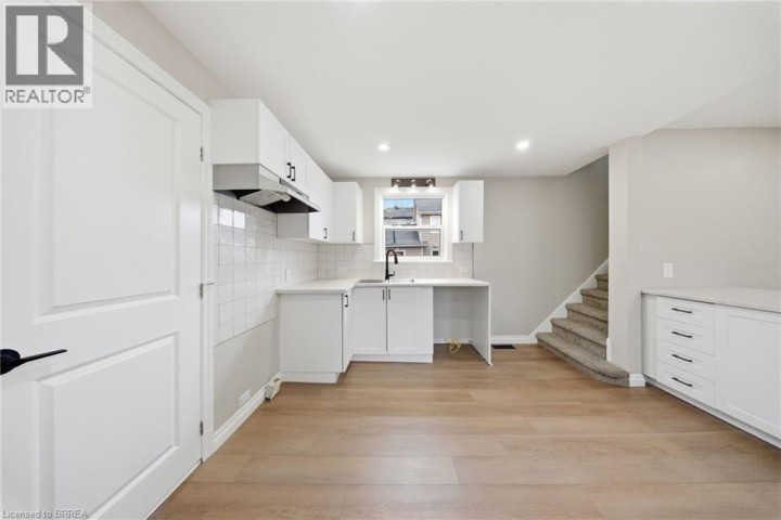 Photo 7 at 17 Able Avenue, Victoria / Arthur, Brantford