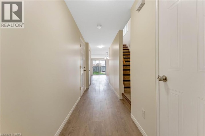 Photo 3 at 85 Activa Avenue, Laurentian Hills / Country Hills W, Kitchener