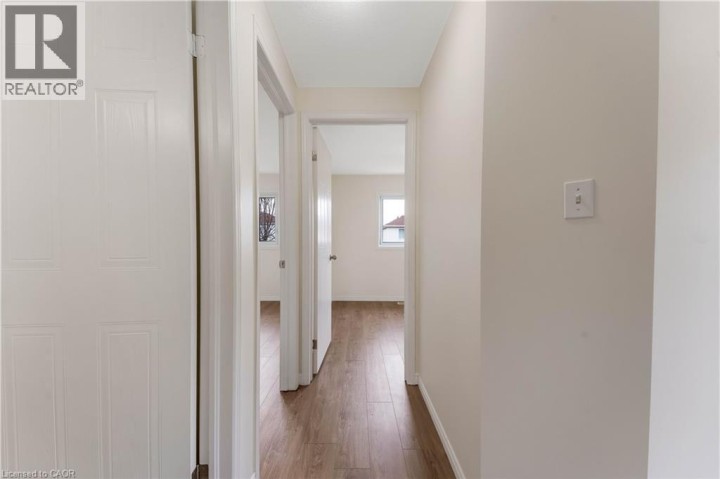 Photo 18 at 85 Activa Avenue, Laurentian Hills / Country Hills W, Kitchener