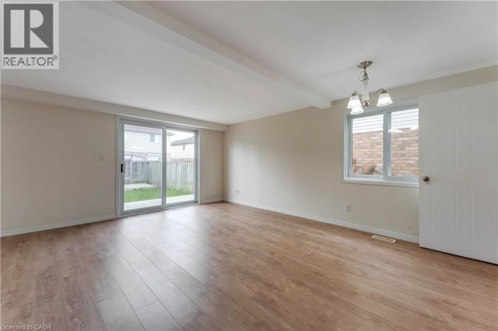 Photo 8 at 85 Activa Avenue, Laurentian Hills / Country Hills W, Kitchener