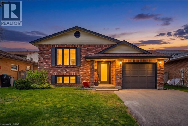 Photo 1 at 99 Oakhurst Crescent, Heritage Park / Rosemount, Kitchener
