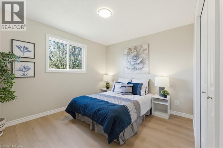 Photo 17 at 99 Oakhurst Crescent, Heritage Park / Rosemount, Kitchener