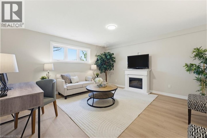 Photo 20 at 99 Oakhurst Crescent, Heritage Park / Rosemount, Kitchener
