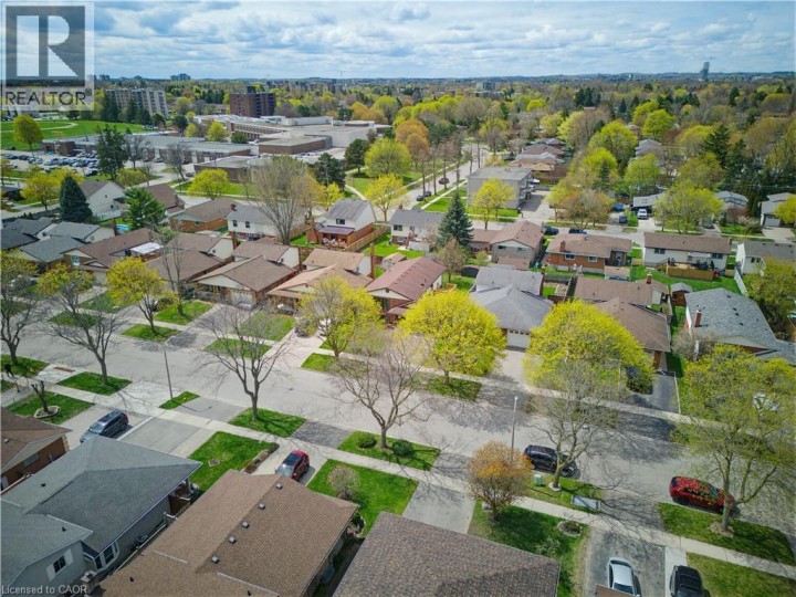 Photo 38 at 99 Oakhurst Crescent, Heritage Park / Rosemount, Kitchener