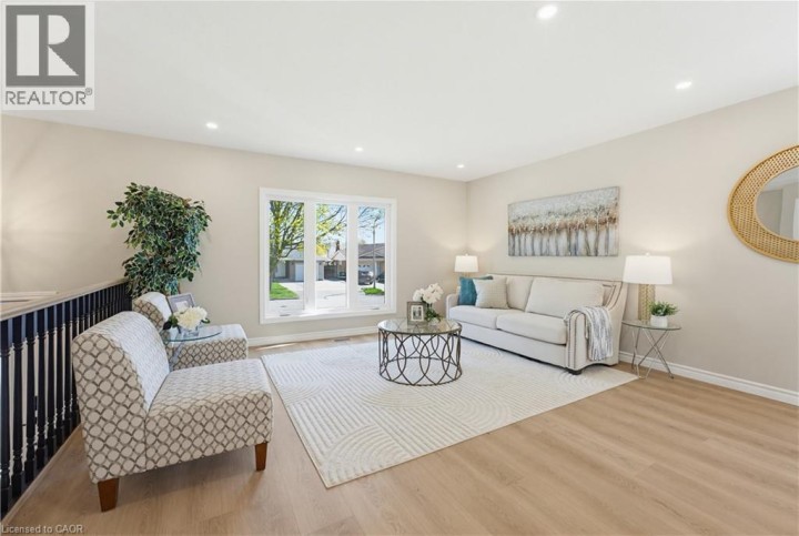 Photo 6 at 99 Oakhurst Crescent, Heritage Park / Rosemount, Kitchener