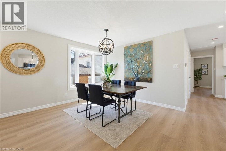 Photo 9 at 99 Oakhurst Crescent, Heritage Park / Rosemount, Kitchener