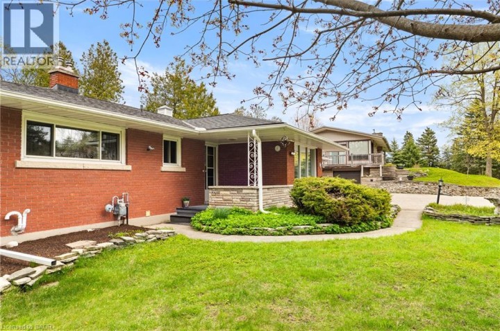 Photo 3 at 24 Grand Hill Drive, Hidden Valley / Pioneer Tower, Kitchener