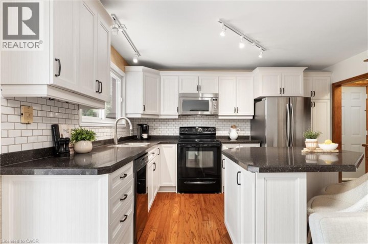Photo 8 at 24 Grand Hill Drive, Hidden Valley / Pioneer Tower, Kitchener