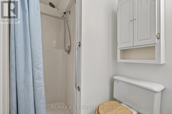 Photo 31 at 402 - 75 E Bridge Street, Tillsonburg
