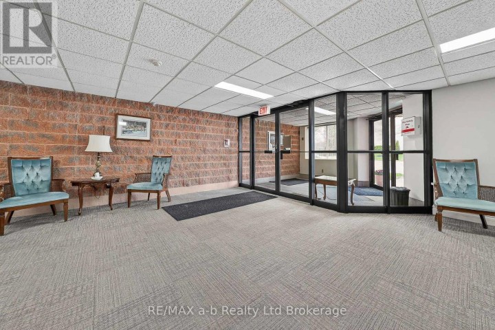 Photo 38 at 402 - 75 E Bridge Street, Tillsonburg