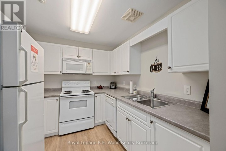 Photo 25 at 205 - 80 E Bridge Street, Tillsonburg
