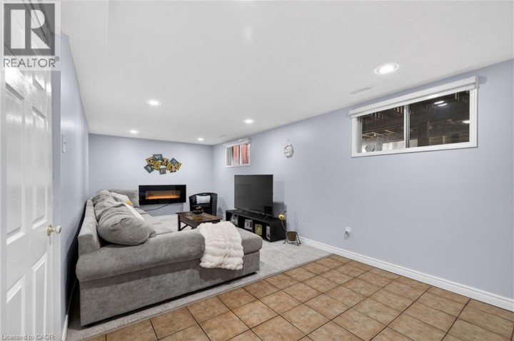 Photo 24 at 73 Avondale Street, Echo Place, Brantford