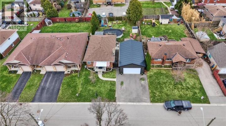 Photo 33 at 73 Avondale Street, Echo Place, Brantford