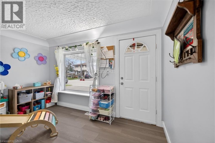 Photo 8 at 73 Avondale Street, Echo Place, Brantford