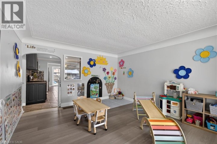 Photo 9 at 73 Avondale Street, Echo Place, Brantford