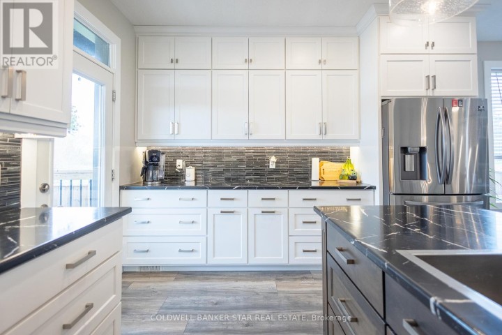 Photo 17 at 53710 Heritage Line, Richmond, Bayham