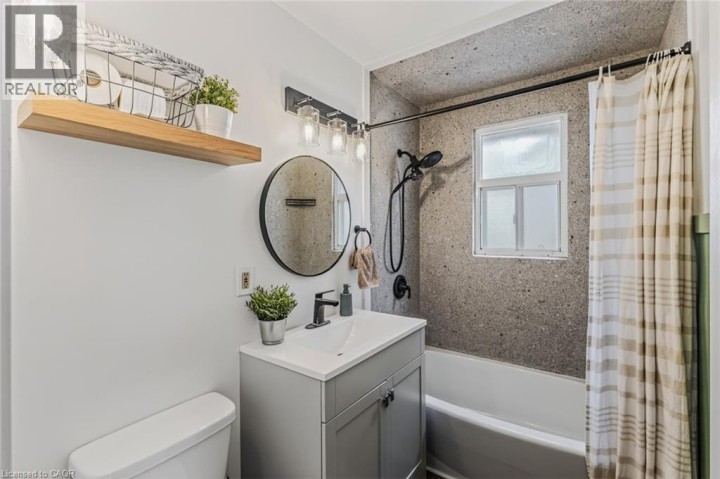 Photo 15 at 91 Ninth Avenue, Eagle Place East, Brantford