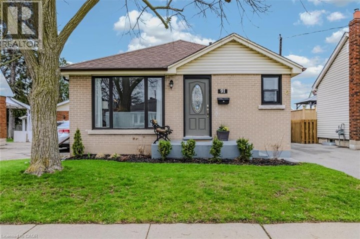 Photo 2 at 91 Ninth Avenue, Eagle Place East, Brantford