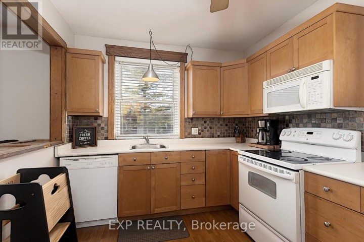 Photo 5 at 125 Redan Street, St. Thomas