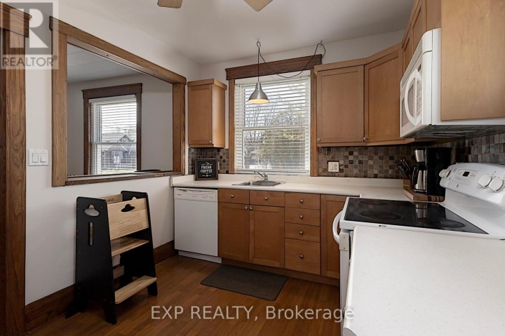Photo 7 at 125 Redan Street, St. Thomas