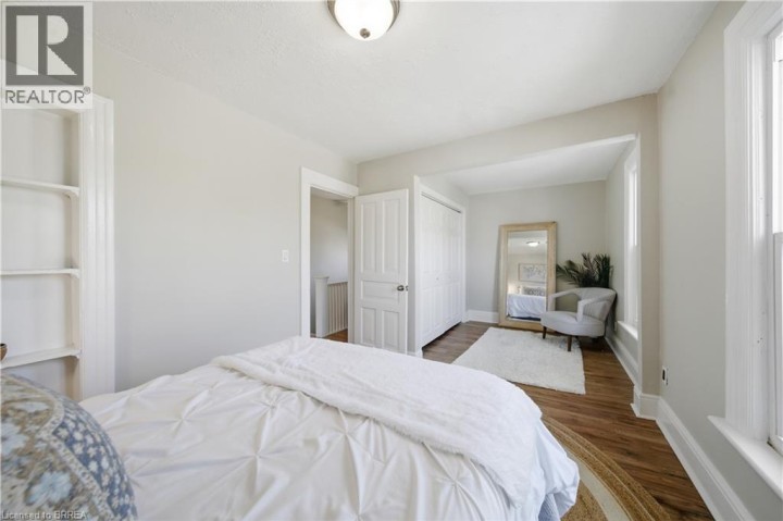 Photo 23 at 33 Richmond Street, North Ward, Brantford