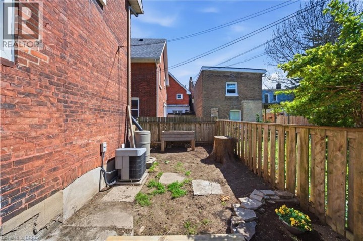 Photo 30 at 33 Richmond Street, North Ward, Brantford