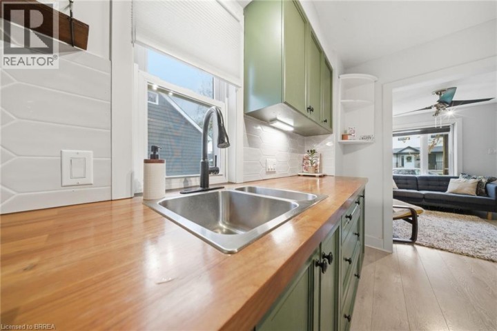 Photo 8 at 78 Dublin Street, Terrace Hill, Brantford