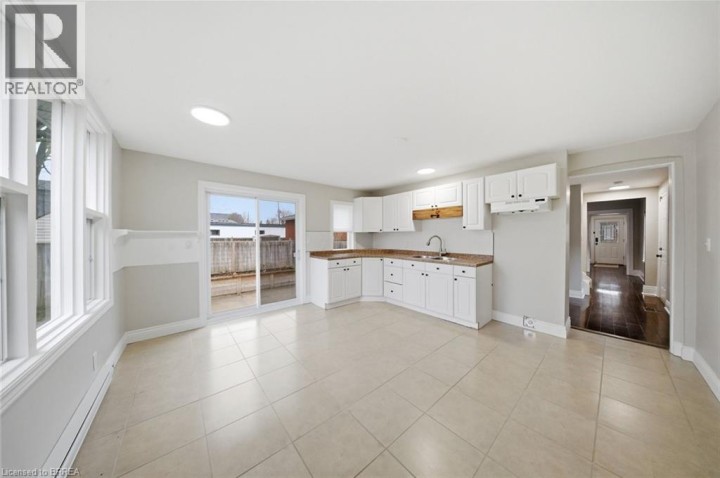 Photo 8 at 188 Grand River Avenue, Holmedale, Brantford