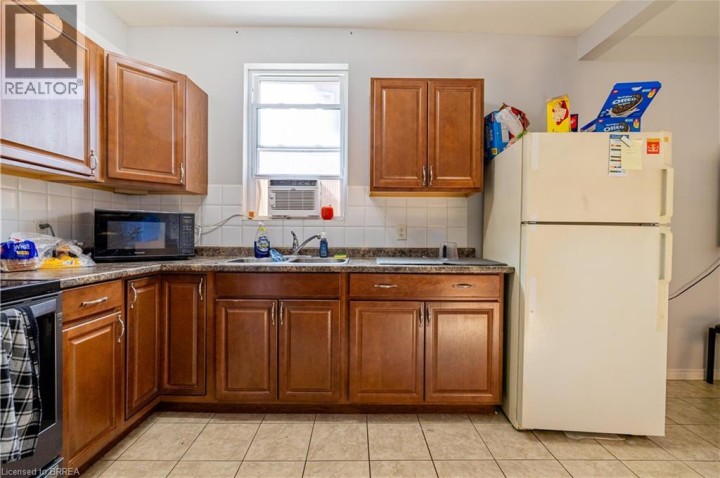 Photo 13 at 113 Brant Avenue, North Ward, Brantford