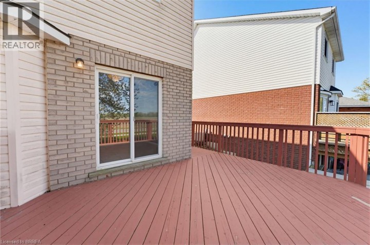 Photo 32 at 25 Anastasia Crescent, Brantwood Park, Brantford