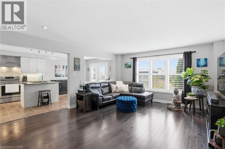 Photo 4 at 27 Barrett Avenue, Cainsville / Brookfield, Brantford