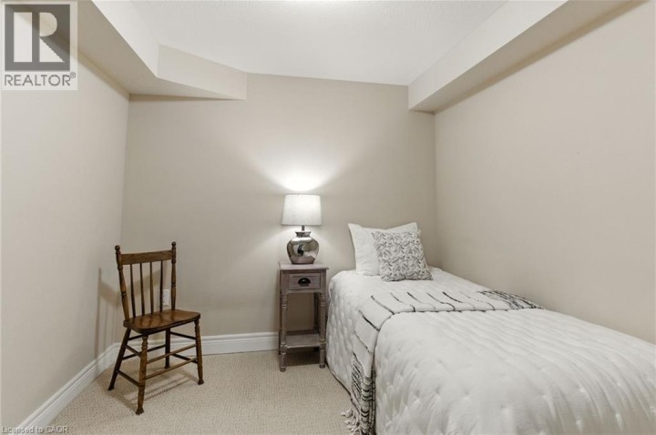 Photo 37 at 4 Burgundy Grove, Meadowlands, Ancaster
