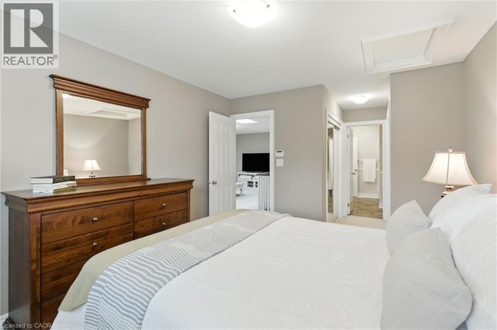 Photo 28 at 4 Burgundy Grove, Meadowlands, Ancaster