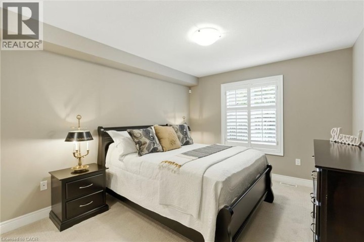 Photo 19 at 4 Burgundy Grove, Meadowlands, Ancaster